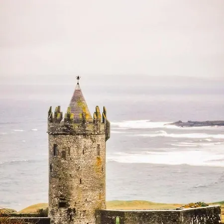 Elsie's Sea View Lahinch